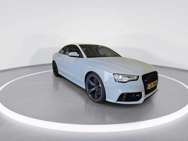 Audi RS 5 4.2 V8 580 cv 2014